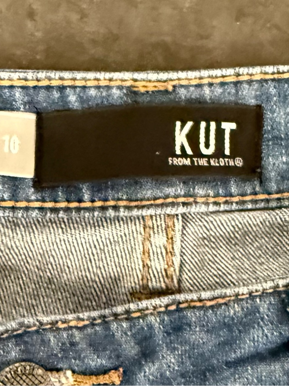 Kut from the Kloth Chloe Boyfriend Denim Womens Shorts High Rise Stretch Size 10 - Picture 11 of 11
